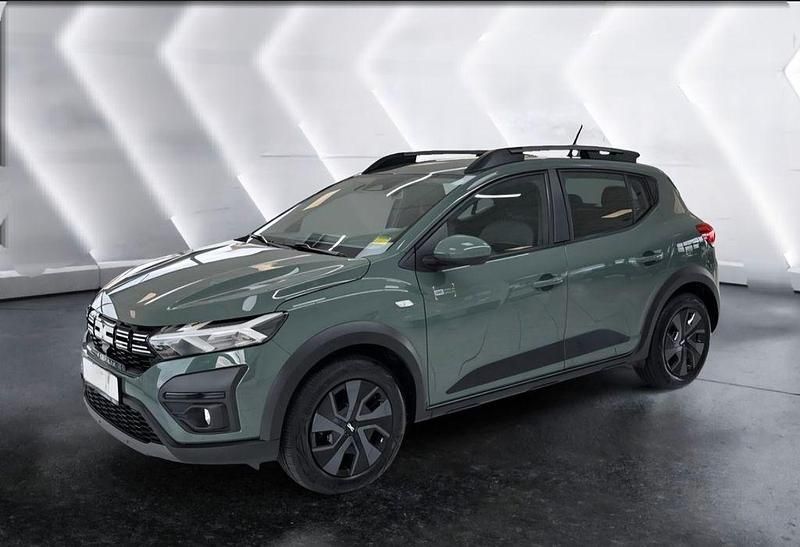 Gebraucht Dacia Sandero Expression 91 PS (66 kW) 2024 Grün Limousine