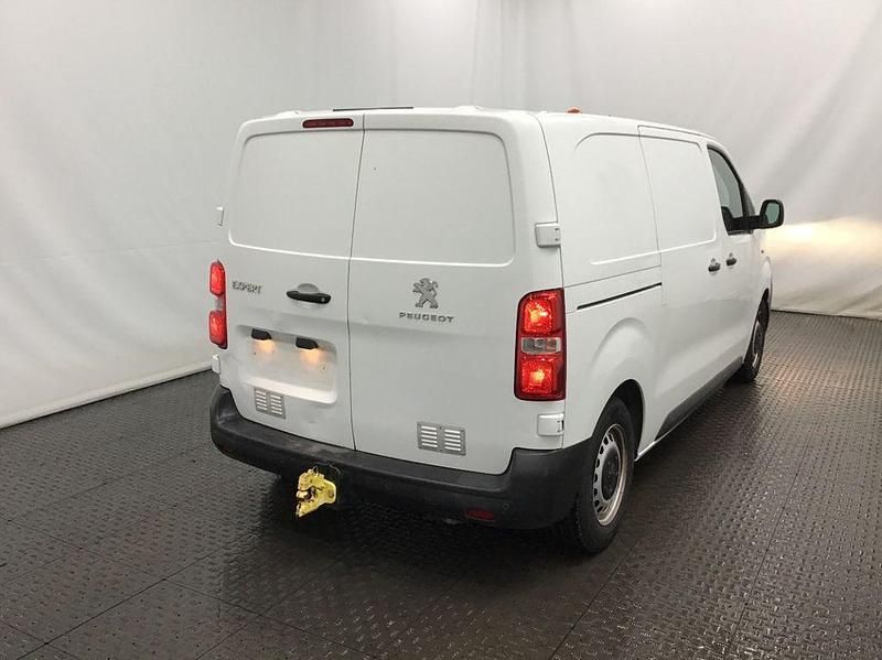 Gebraucht Peugeot Expert 102 PS (75 kW) 2018 Van