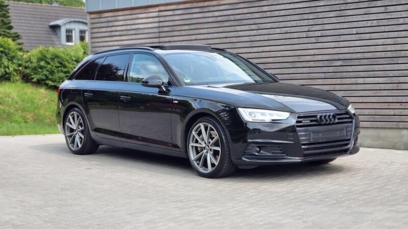 Schwarz Gebraucht 2016 Audi A4 Comfort Kombi | 23.500 € (Etwas zu teuer) - Bild 1/4