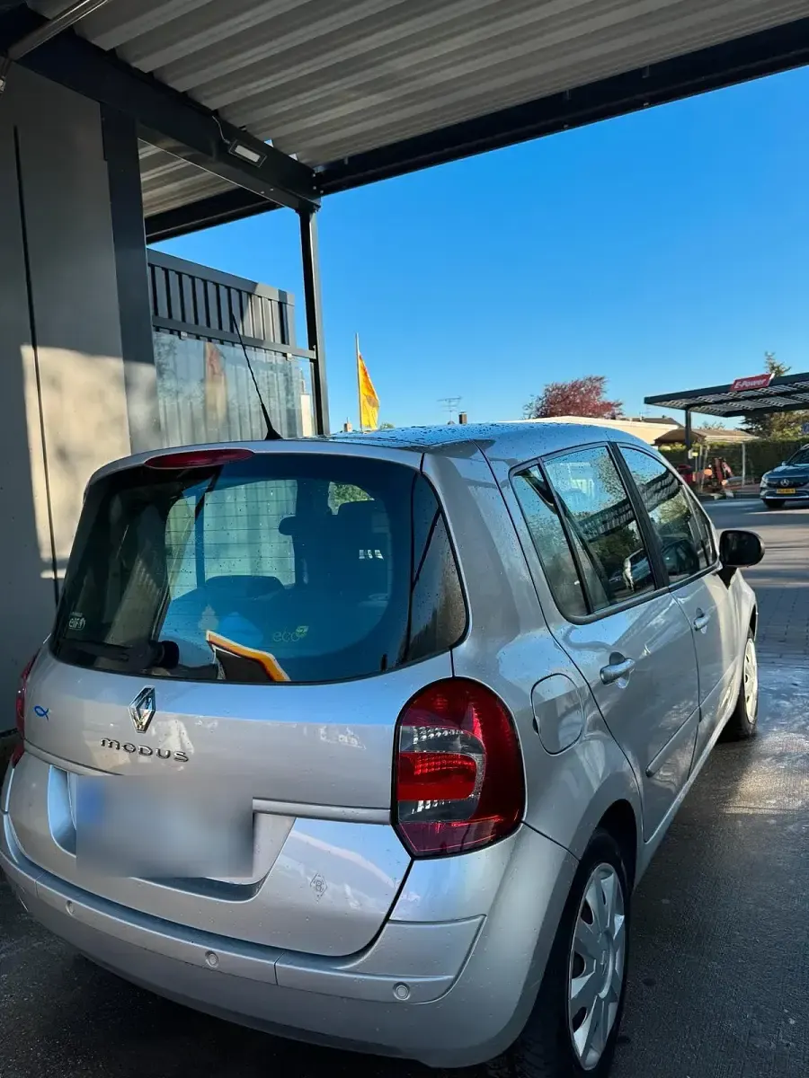 Second-hand Renault Modus 75 CP (55 kW) 2009 Monovolum