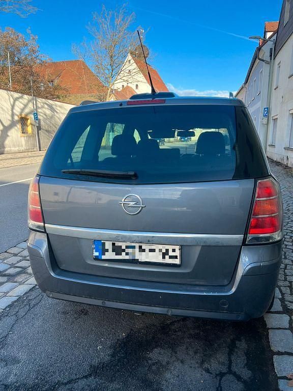 Gebraucht Opel Zafira 150 PS (110 kW) 2006 Grau Van / Kleinbus
