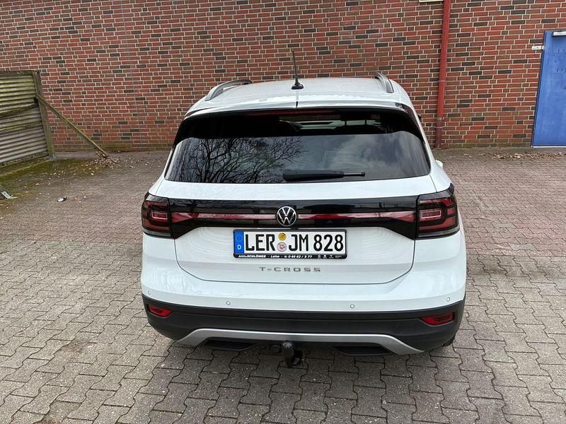 Gebraucht VW T-Cross Active 150 PS (110 kW) 2022 Weiß SUV