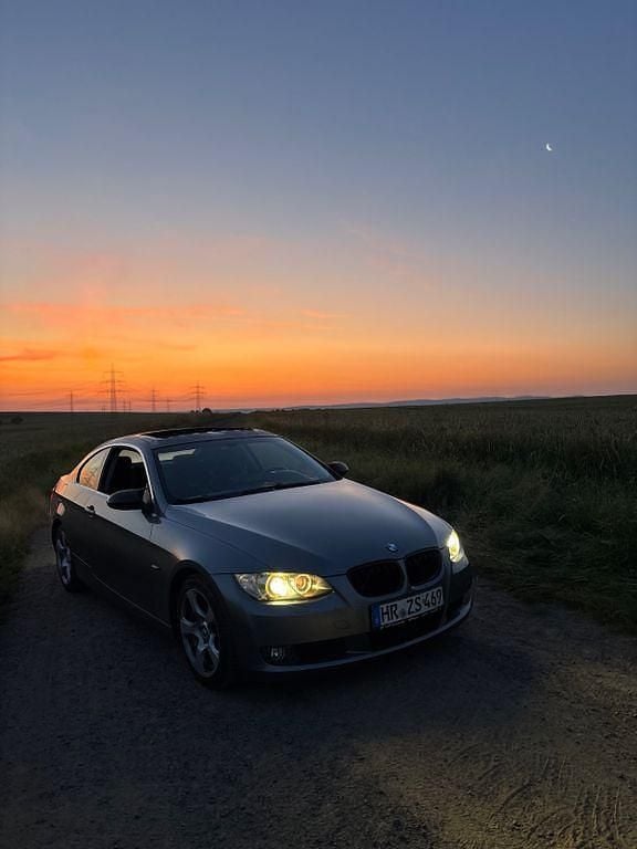 Gebraucht BMW 325 M Sport 218 PS (160 kW) 2007 Grau Coupé