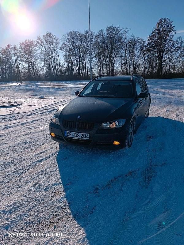 Gebraucht BMW 318 143 PS (105 kW) 2008 Blau Kombi