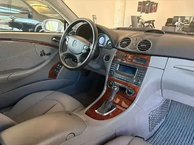 Gebraucht Mercedes CLK280 231 PS (169 kW) 2005 Andere