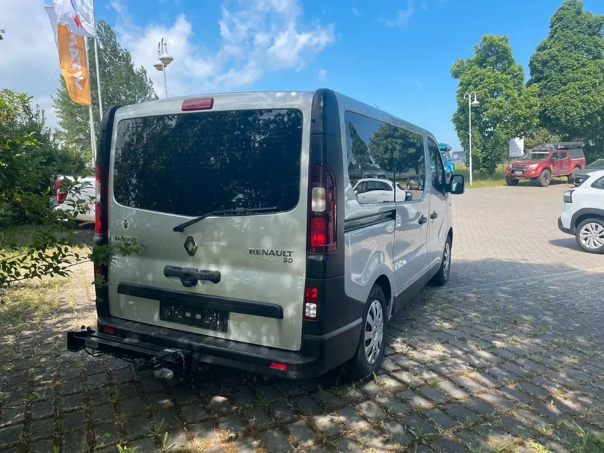 Gebraucht Renault Trafic 125 PS (91 kW) 2017 Van / Kleinbus
