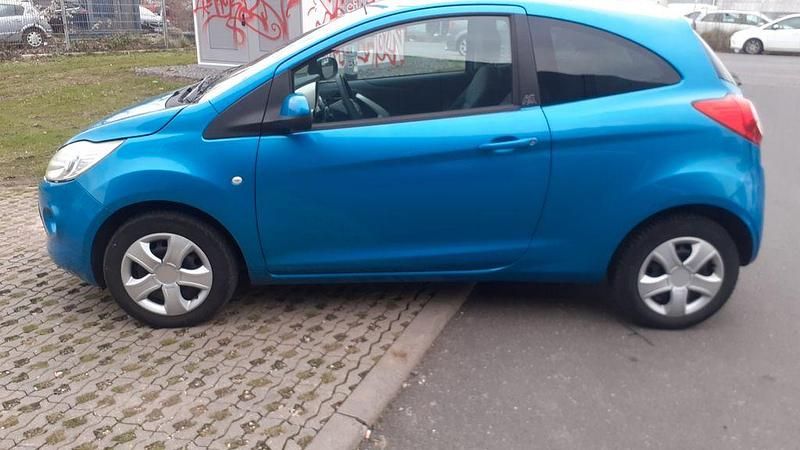 Gebraucht Ford Ka Trend 69 PS (50 kW) 2010 Violett Kleinwagen