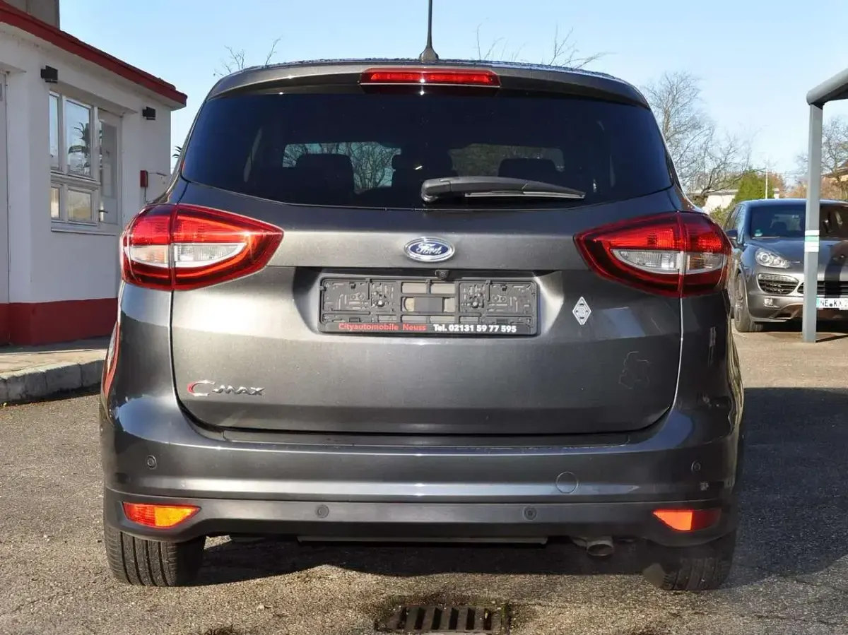 Używany Ford C-MAX Titanium 150 KM (110 kW) 2019 Szary Minivan