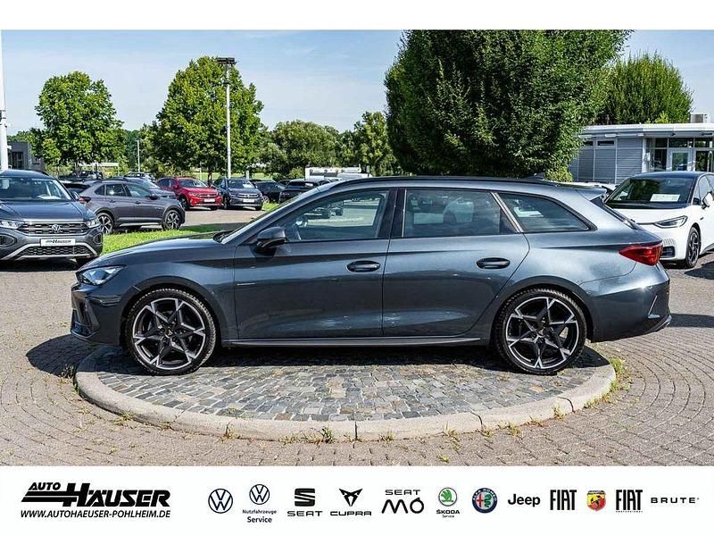 Gebraucht Cupra Leon 150 PS (110 kW) 2024 Magnetic grau Kombi