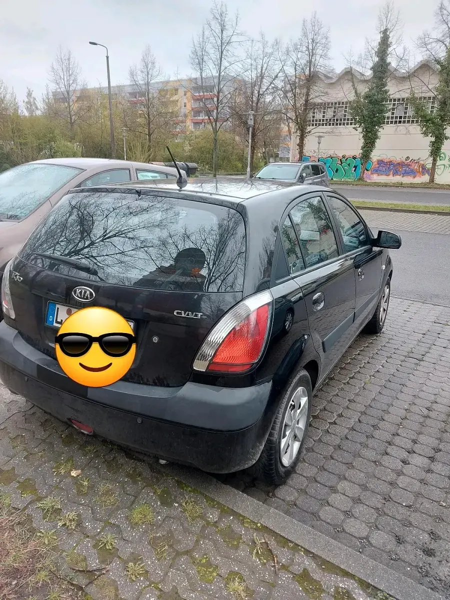 Gebraucht Kia Rio 110 PS (80 kW) 2007 Schwarz Kleinwagen