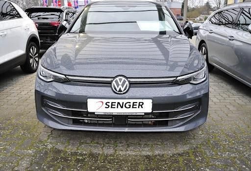 Gebraucht VW Golf VIII Goal 150 PS (110 kW) 2025 Delfingrau Limousine