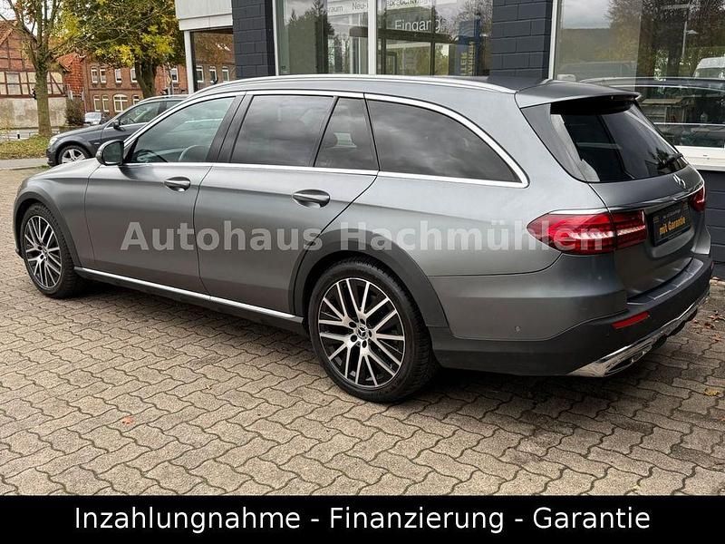 Gebraucht Mercedes E400 330 PS (242 kW) 2022 Grau Kombi