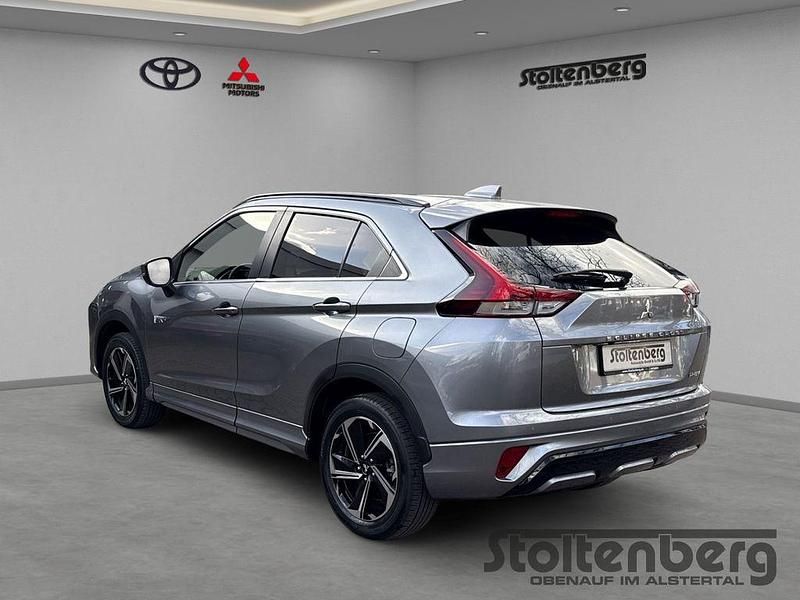 Gebraucht Mitsubishi Eclipse Cross Plus 188 PS (138 kW) 2022 Grau SUV