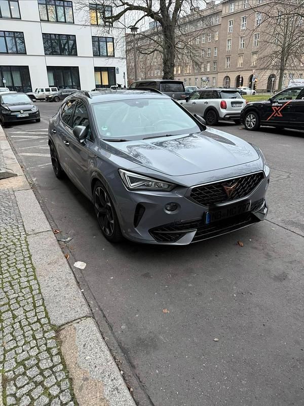 Grau Gebraucht 2021 Cupra Formentor VZ SUV | 31.500 € - Bild 1/4