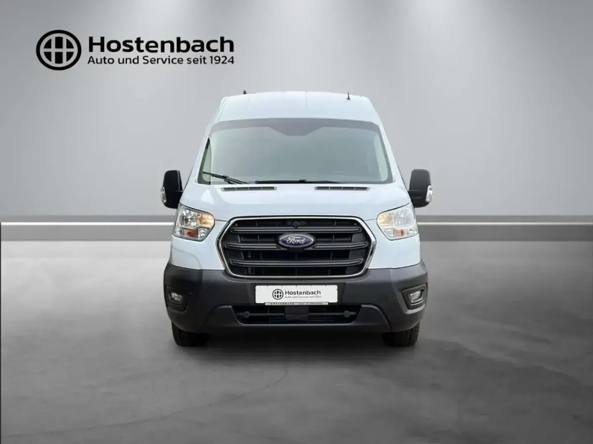 Gebraucht Ford Transit Trend 131 PS (96 kW) 2020 Frostweiß Van / Kleinbus