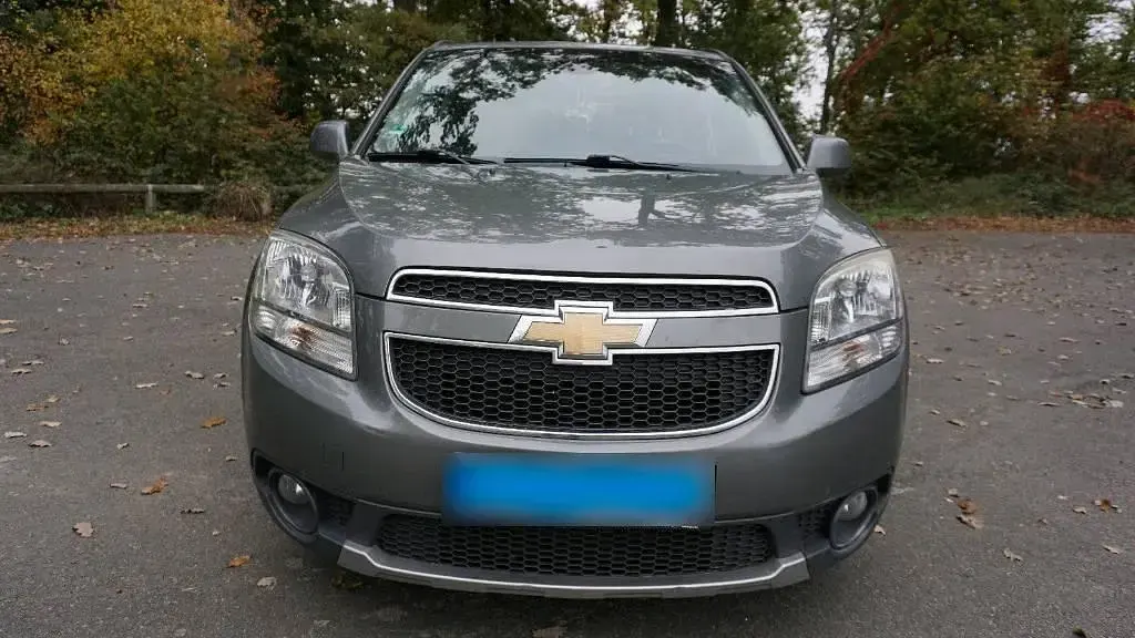 Gebraucht Chevrolet Orlando 163 PS (119 kW) 2011 Van / Kleinbus