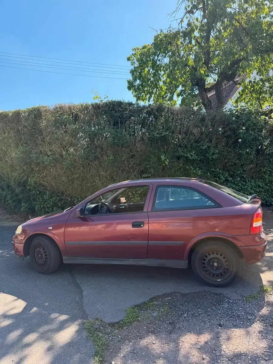 Gebraucht Opel Astra 86 PS (63 kW) 2000 Rot Kleinwagen