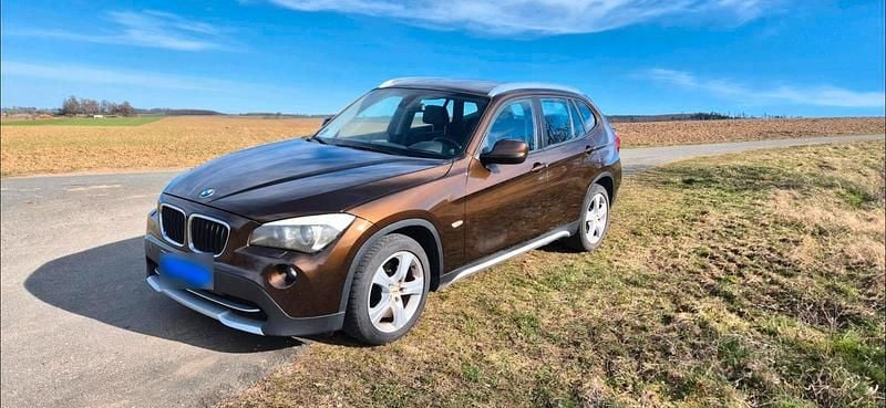 Second-hand BMW X1 143 CP (105 kW) 2010 Maro SUV