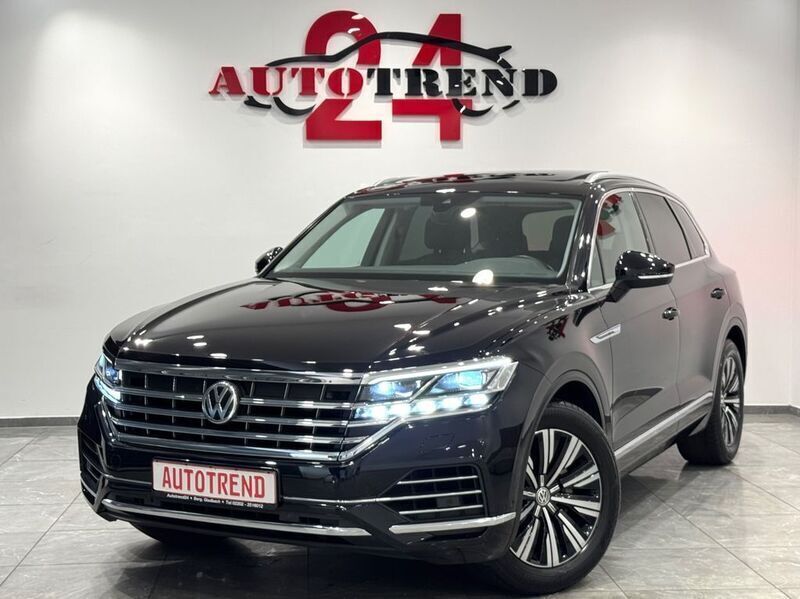 Schwarz Gebraucht 2018 VW Touareg Elegance SUV | 41.900 € (Guter Preis) - Bild 1/4