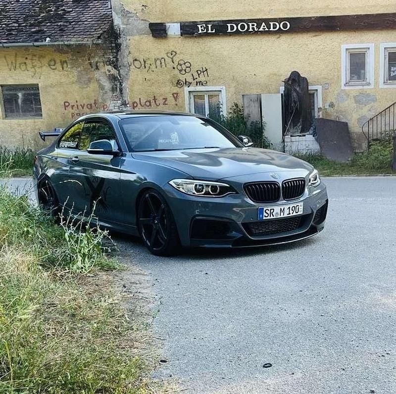 Gebraucht 2015 BMW M235 Sport Line Coupé | 33.499 € (Teuer) - Bild 1/4