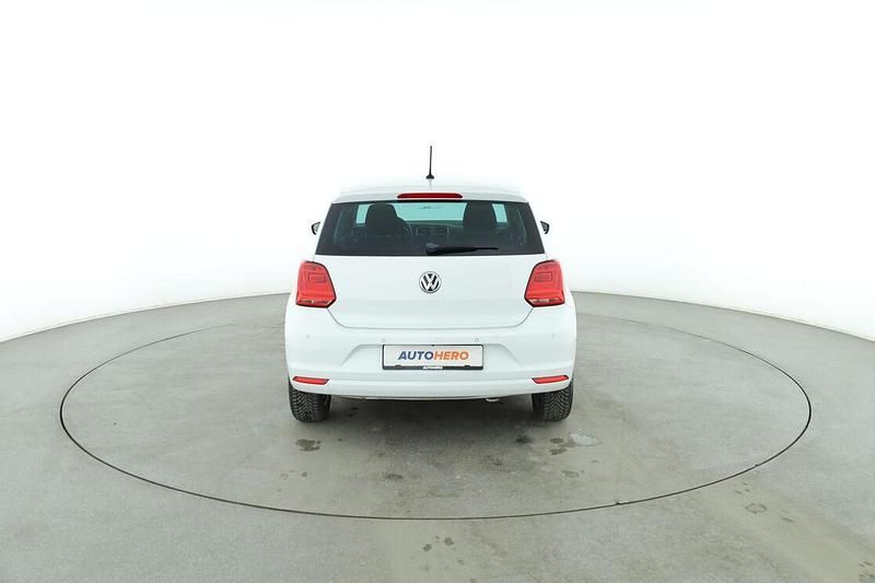 Gebraucht VW Polo LOUNGE 75 PS (55 kW) 2015 Weiß Kleinwagen