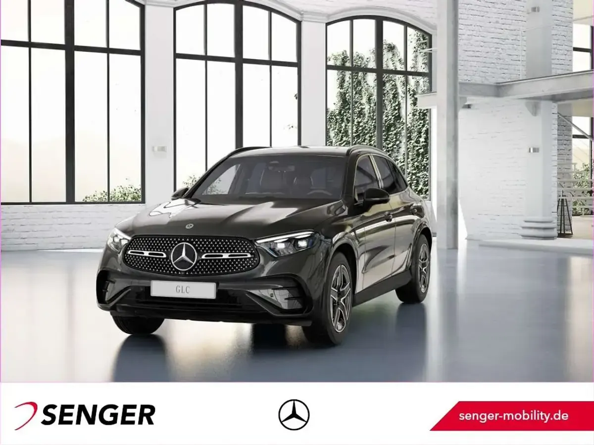 Gebraucht Mercedes GLC220 AMG 197 PS (144 kW) 2025 SUV