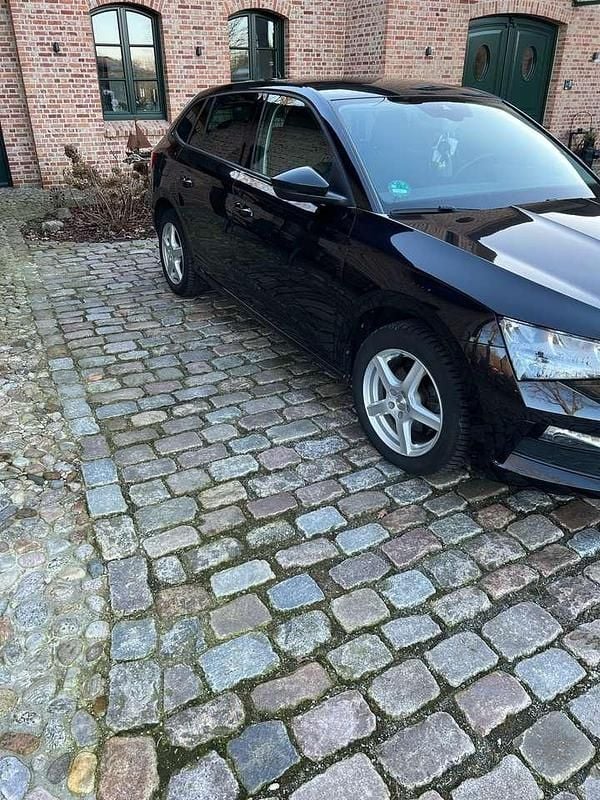 Gebraucht Skoda Scala 116 PS (85 kW) 2019 Schwarz Kleinwagen