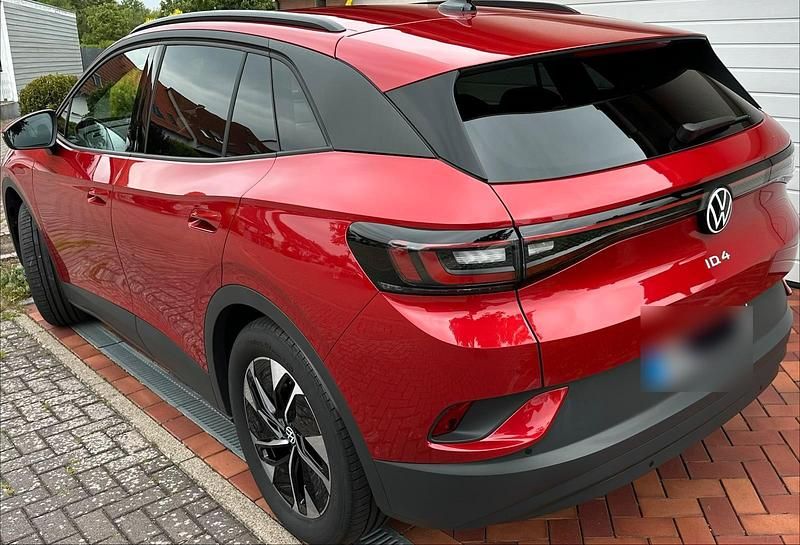 Gebraucht VW ID.4 Pro 210 kW (286 PS) 2024 Rot SUV