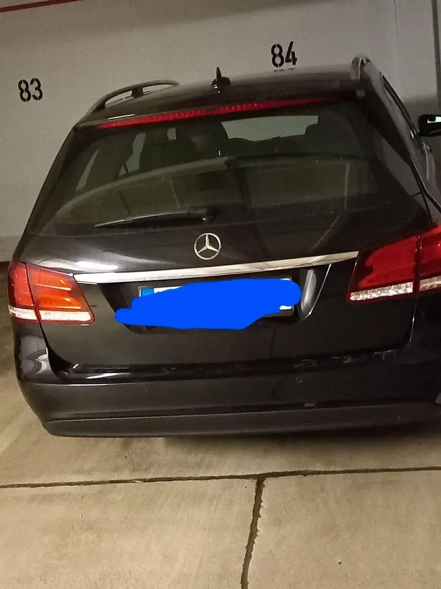 Używany Mercedes E250 204 KM (150 kW) 2016 Czarny Kombi