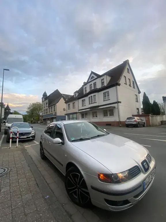 Gebraucht Seat Leon 143 PS (105 kW) 2003 Silber Kleinwagen