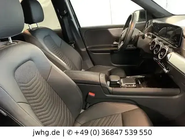 Gebraucht Mercedes GLB200 Style 150 PS (110 kW) 2022 Nachtschwarz SUV