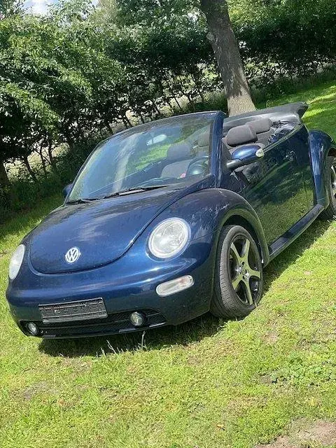Gebraucht VW New Beetle 112 PS (82 kW) 2003 Blau Kleinwagen