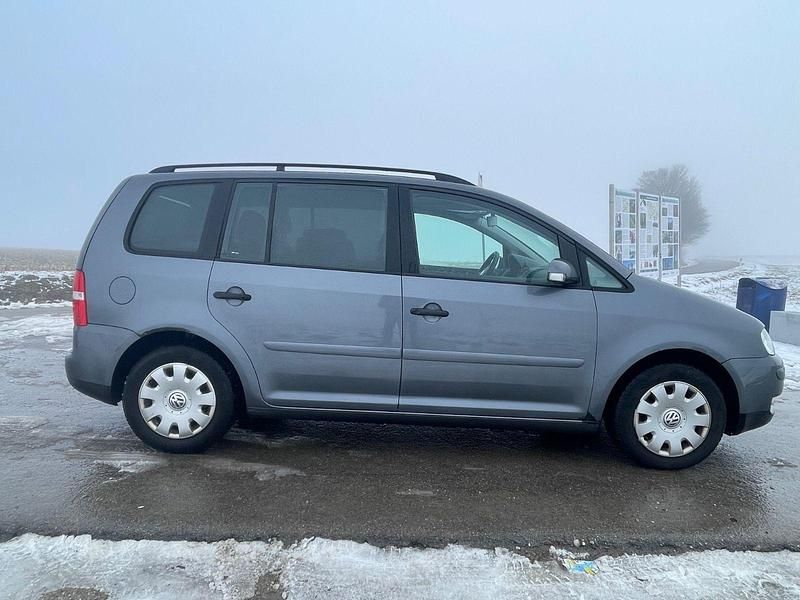 Gebraucht VW Touran Conceptline 105 PS (77 kW) 2006 Grau Van / Kleinbus