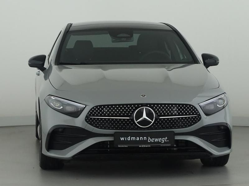 Gebraucht Mercedes A200 Night 163 PS (119 kW) 2025 Manufaktur alpingrau uni Limousine