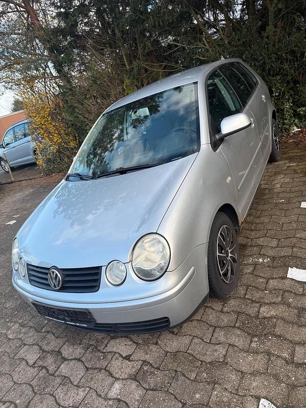 Gebraucht VW Polo 75 PS (55 kW) 2005 Silber Kleinwagen