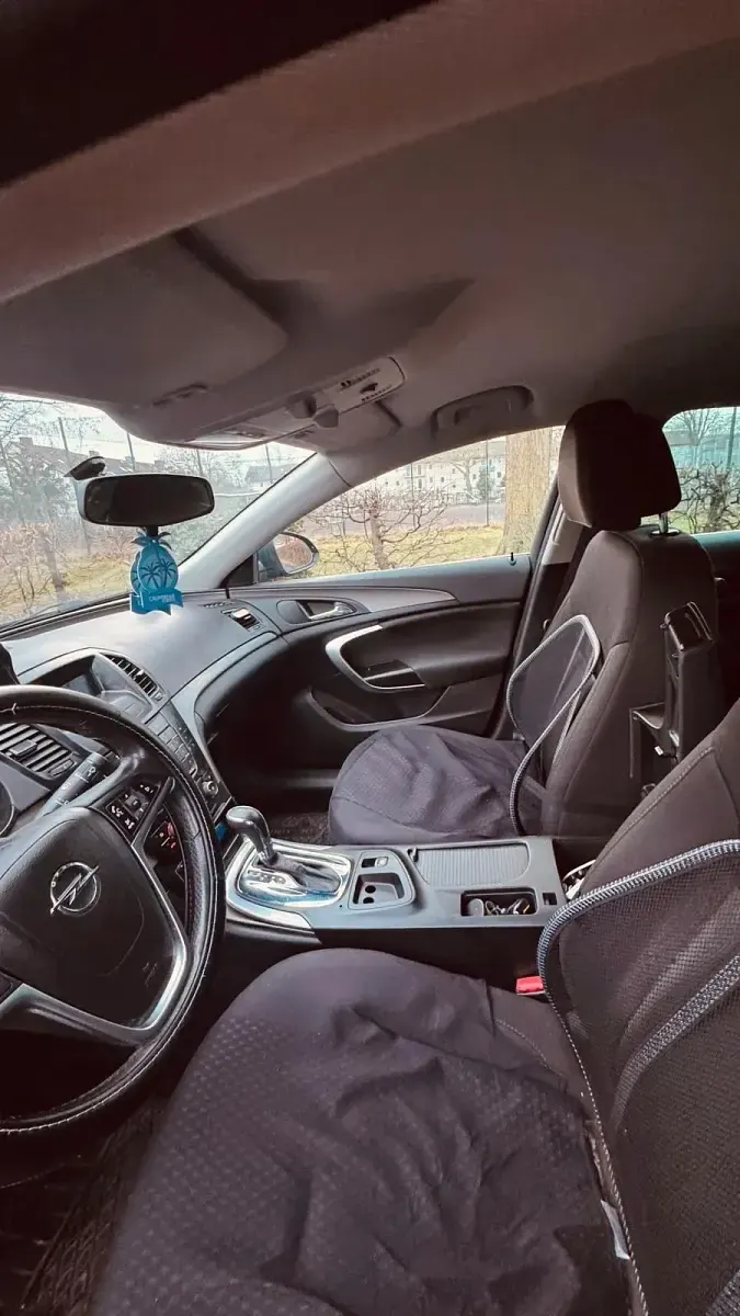 Gebraucht Opel Insignia 136 PS (100 kW) 2013 Blau Limousine