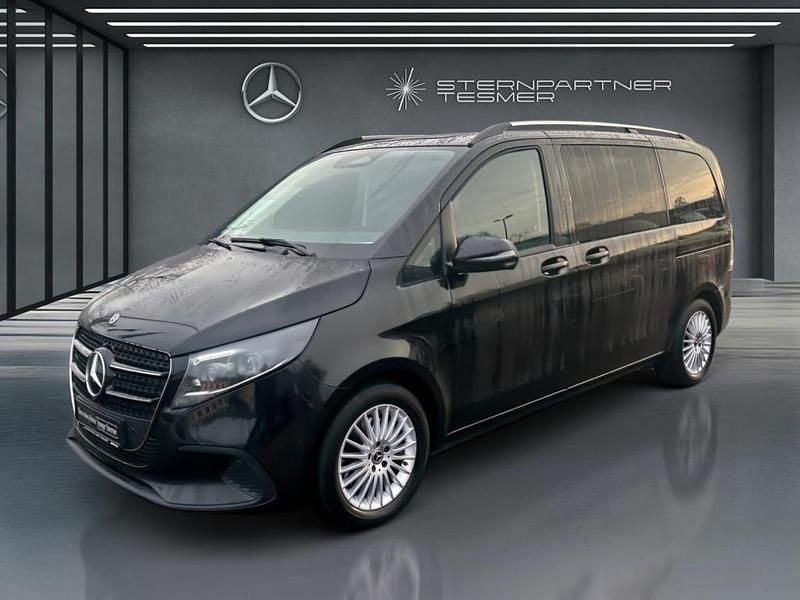 Schwarz Gebraucht 2025 Mercedes V220 Style Van / Kleinbus | 59.999 € (Guter Preis) - Bild 1/3