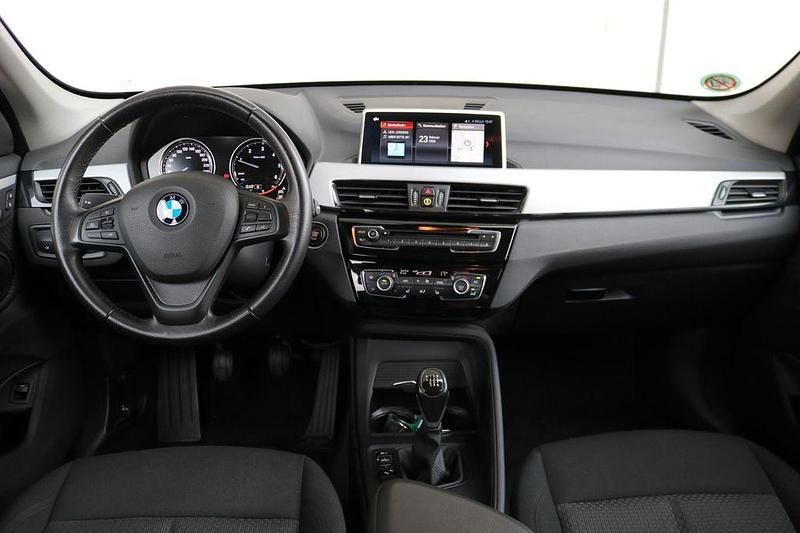 Gebraucht BMW X1 Advantage 150 PS (110 kW) 2019 Jucarobeige metallic SUV