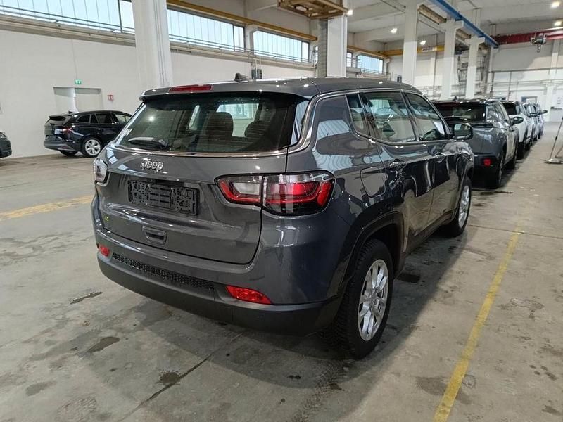 Gebraucht Jeep Compass Altitude 131 PS (96 kW) 2024 Grau SUV