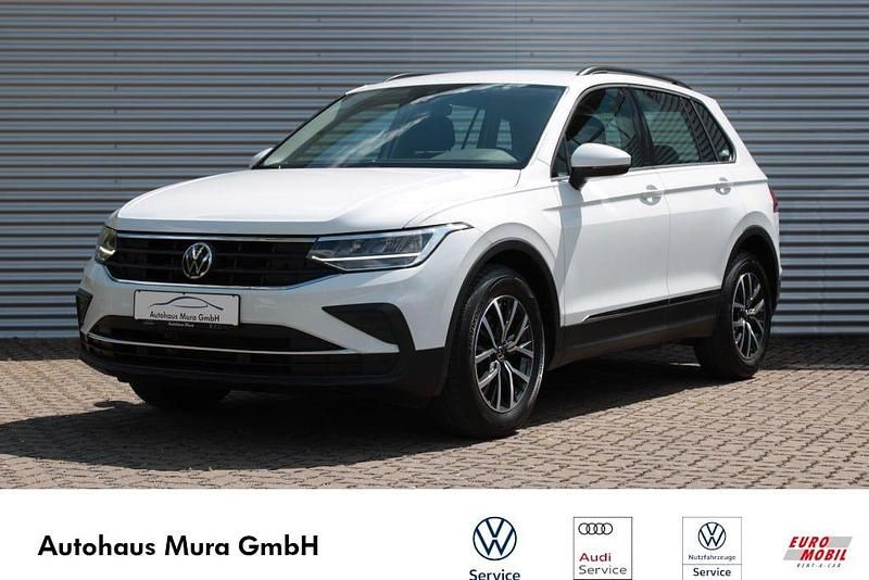 Weiß Gebraucht 2021 VW Tiguan Life SUV | 24.990 € (Fairer Preis) - Bild 1/4