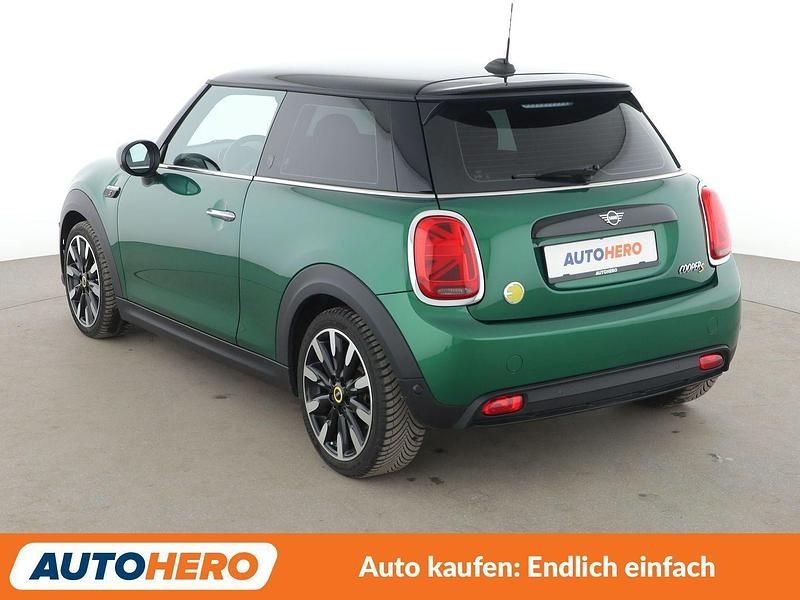 Gebraucht Mini Cooper SE 135 kW (184 PS) 2022 Grün Kleinwagen