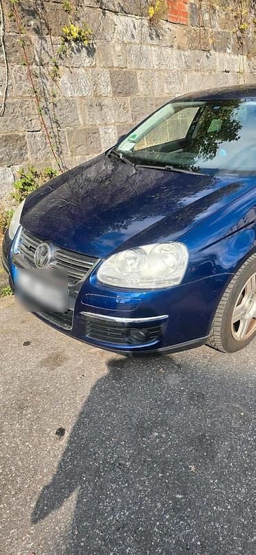 Blau Gebraucht 2020 VW Jetta Limousine | 4.500 € - Bild 1/4