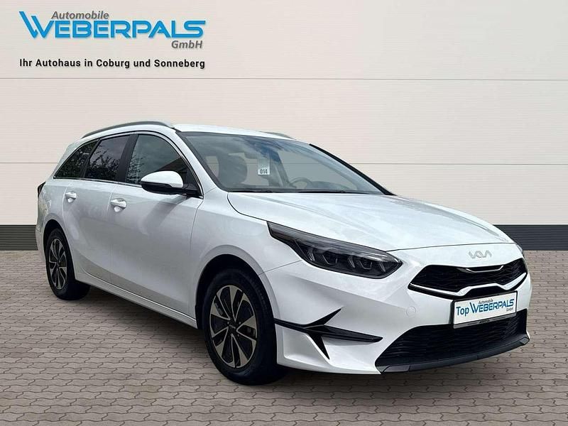 Gebraucht Kia Ceed Sportswagon 140 PS (102 kW) 2025 Carraraweiß Kombi