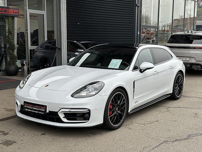 Weiß Gebraucht 2023 Porsche Panamera GTS Sport Turismo Limousine | 95.990 € - Bild 1/4