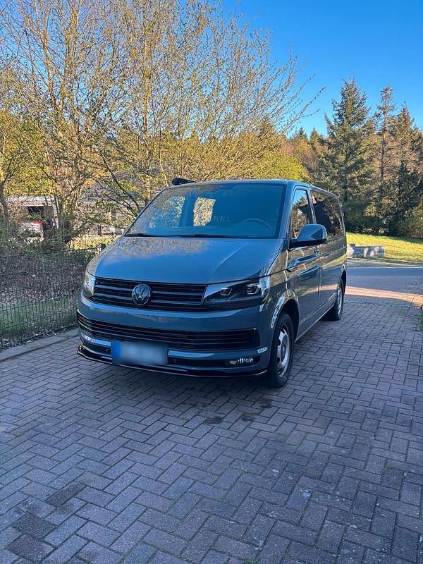 Usata VW Transporter 150 CV (110 kW) 2018 Grigio Furgone