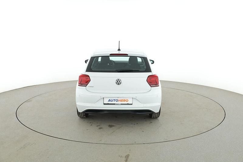 Gebraucht VW Polo Highline 95 PS (69 kW) 2019 Weiß Kleinwagen