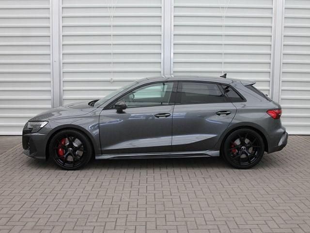 Neu Audi RS3 400 PS (294 kW) 2026 Grau Limousine