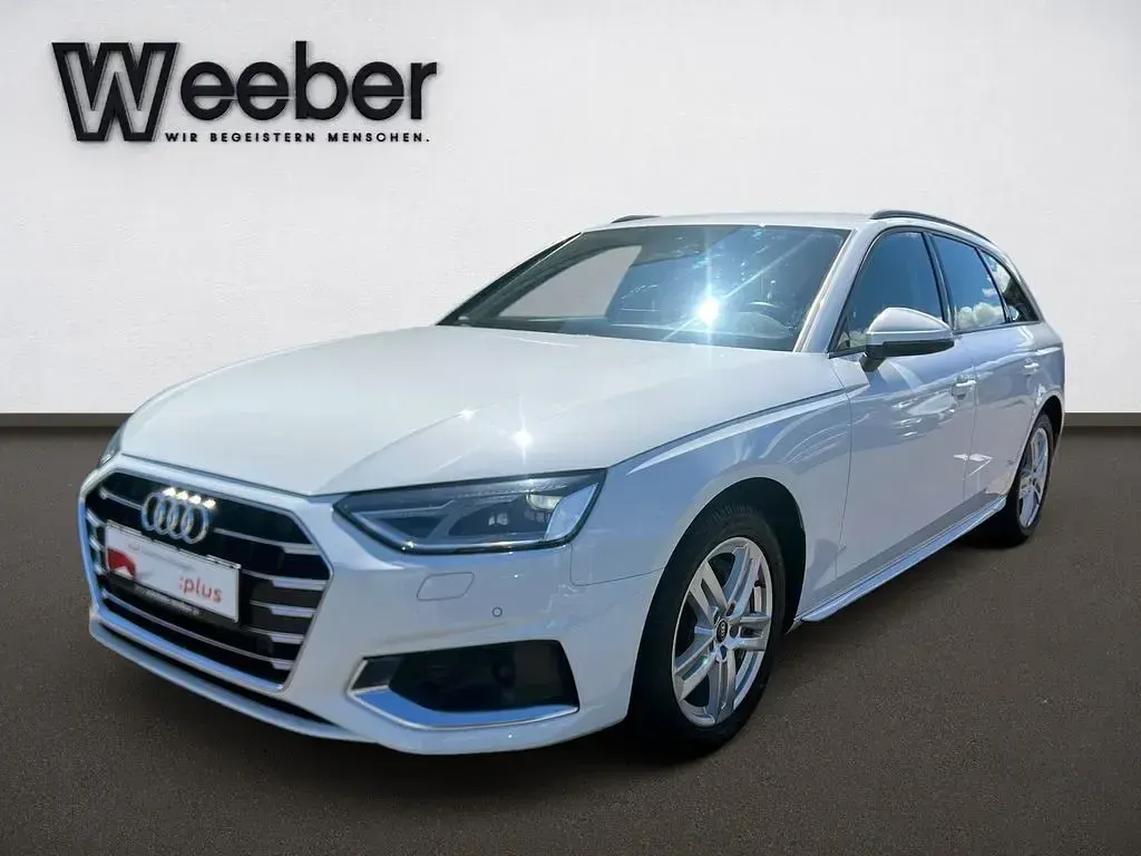 Gebraucht Audi A4 Advanced Plus 204 PS (150 kW) 2023 Gletscherweiß (metallic) Kombi