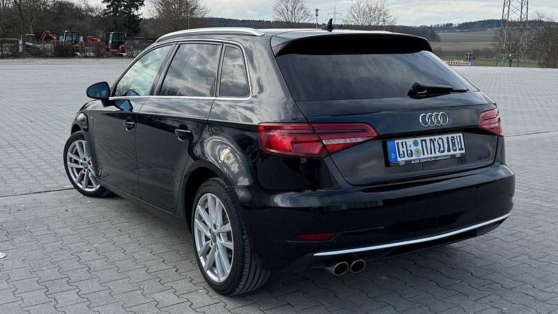 Gebraucht Audi A3 Comfort 150 PS (110 kW) 2018 Schwarz Limousine