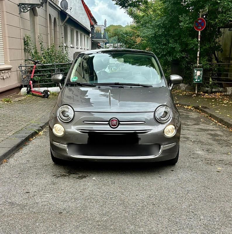 Grau Gebraucht 2017 Fiat 500 Lounge Kleinwagen | 8.150 € (Superpreis) - Bild 1/4